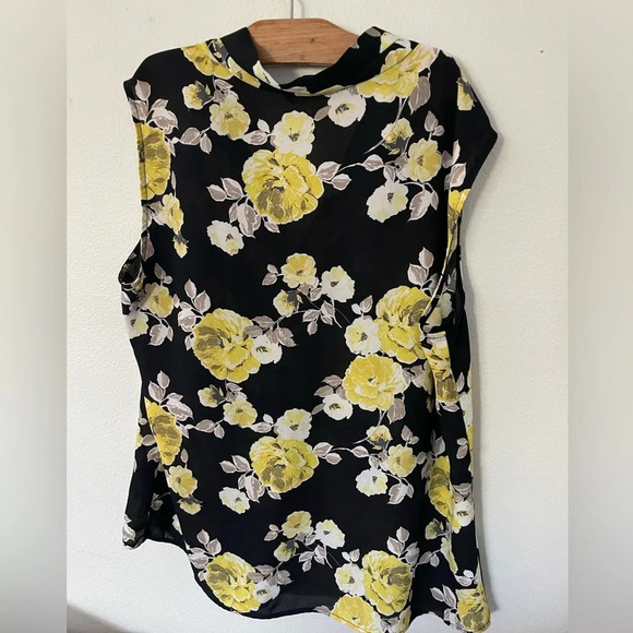 Nine West‎ floral sleveless blouse size Medium - Picture 2 of 3